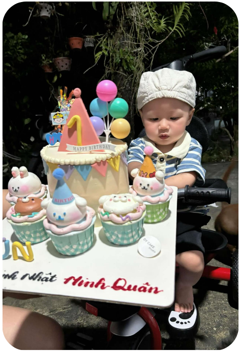 Khoảnh khắc khách hàng DY Cake